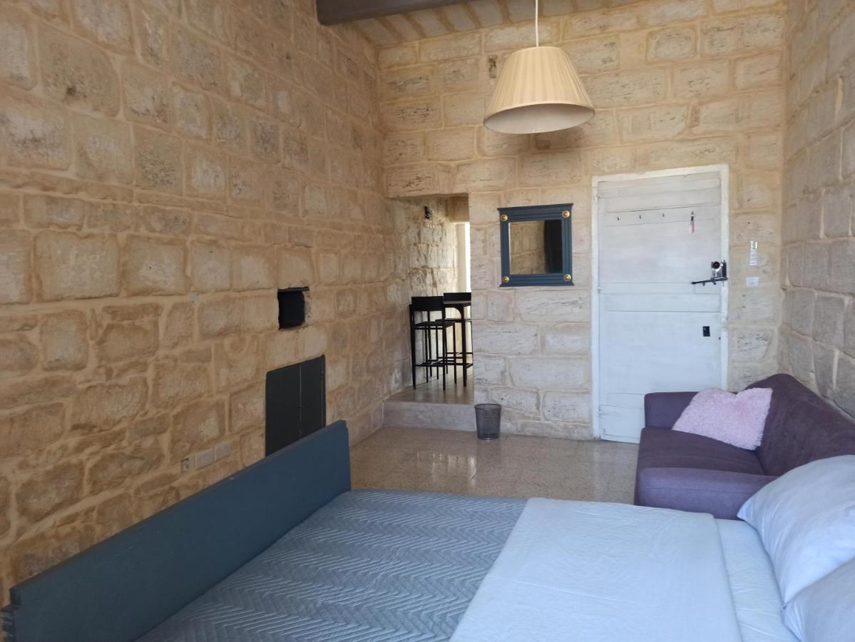 Beautiful 1-Bed Apartment In Hal Qormi Ngoại thất bức ảnh