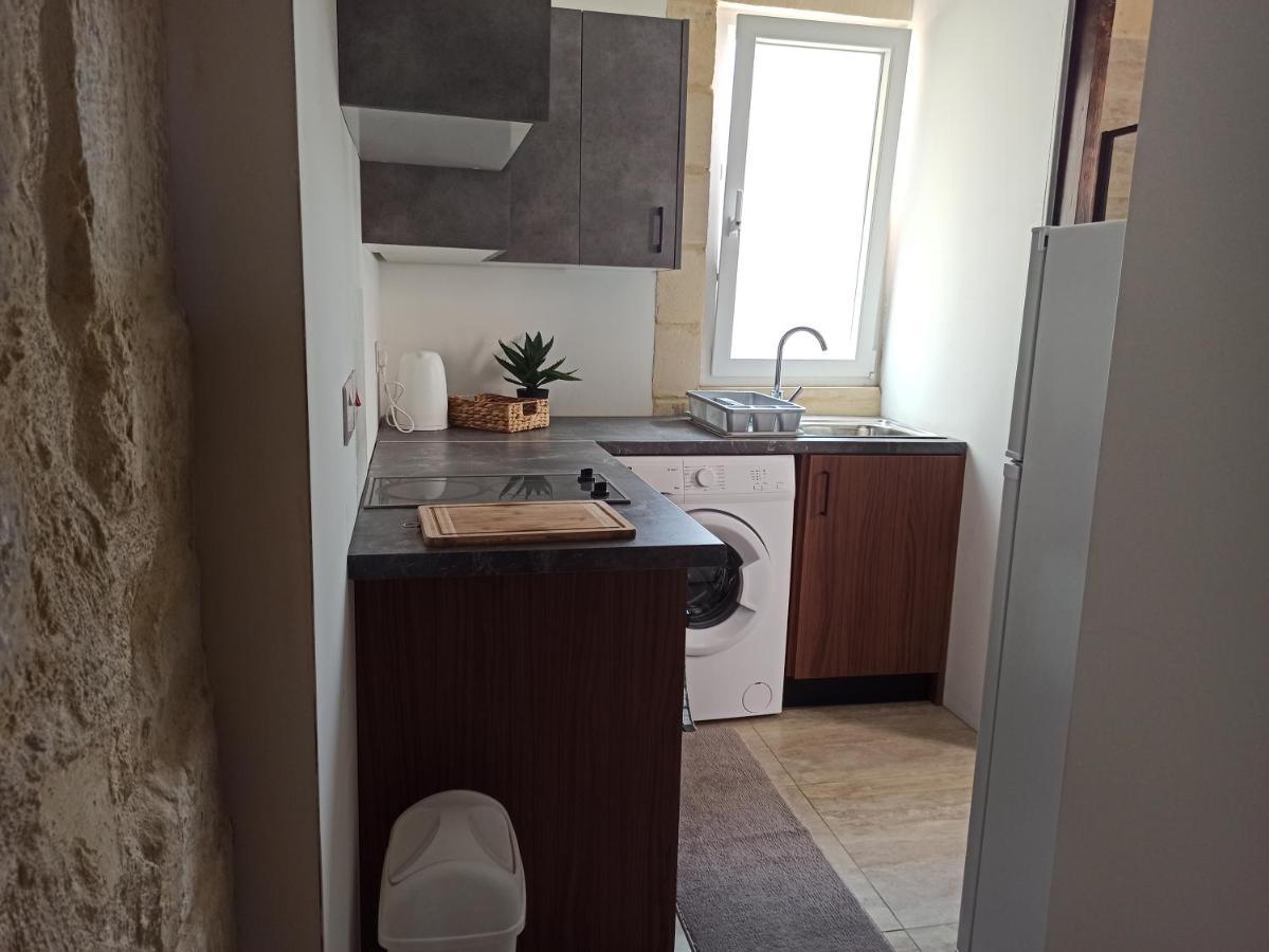 Beautiful 1-Bed Apartment In Hal Qormi Ngoại thất bức ảnh