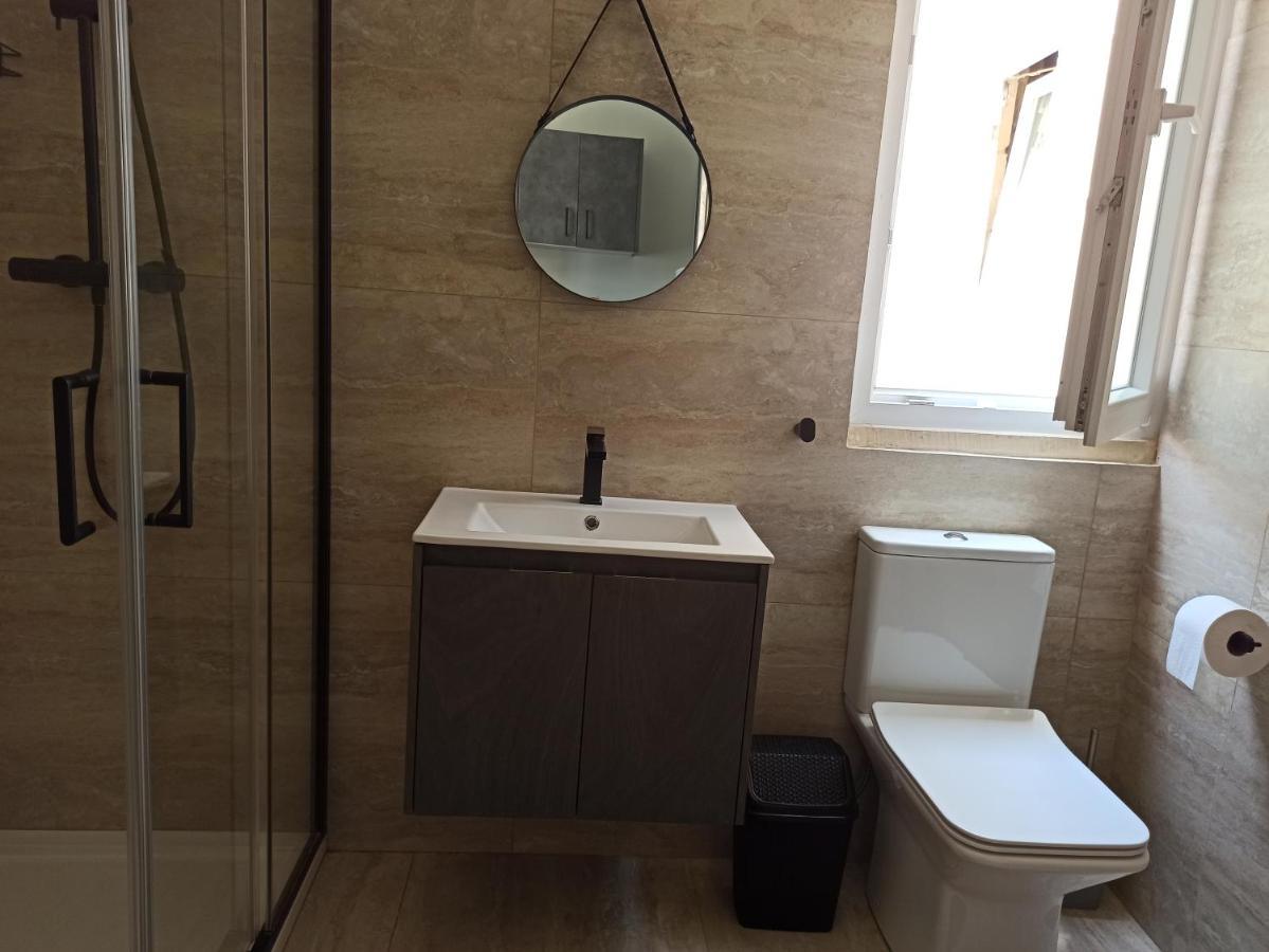 Beautiful 1-Bed Apartment In Hal Qormi Ngoại thất bức ảnh
